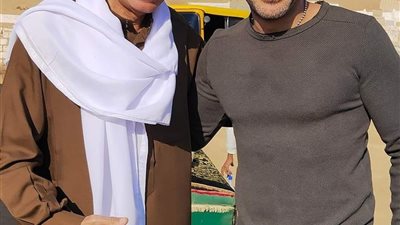 بعد شهرين على زواجه.. محمود عامر يكشف ماحدث وينهار على الهواء!