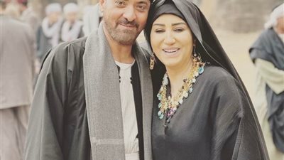 الفنانة آيتن عامر هي أختك ولا بنتك 