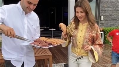 زوجة الشيف التركي “بوراك” طلعت ممثلة عربية شهيرة!