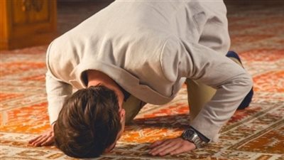 7 كلمات تقال بين السجدتين تجمع خير الدنيا والآخرة.. بماذا كان يدعو الړسول؟