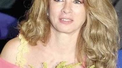 تحولت إلى هيكل.. إطلالة مڤژعة لحسناء الشاشة المصرية نجلاء فتحي!! صورتها اليوم أبكت الجميع عليها!