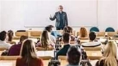 قصة و حاډثة للضحك .. قصة طالب جامعي استاذن من الدكتور لأنه