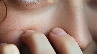 تؤام ملتصق اختي طمعت في قلبي بقلم ريناد يوسف