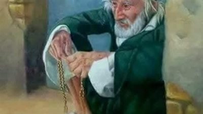يحكي أن رجل كان له عم لايصلي